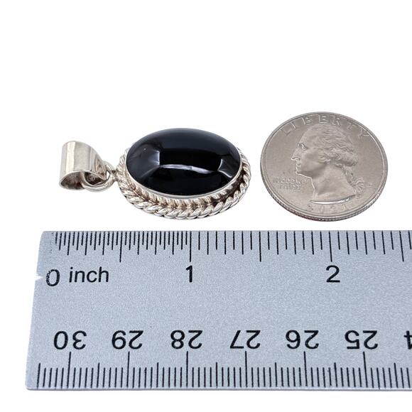 Oval Onyx Pendant | Vintage Mexico Taxco TF-28 | Sterling Silver 925 - Picture 6 of 7